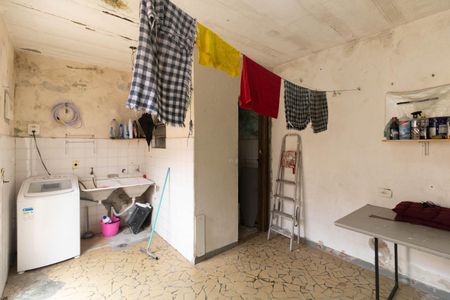 Casa à venda com 130m², 2 quartos e 3 vagas Casa à venda com 130m², 2 quartos e 3 vagasLavanderia