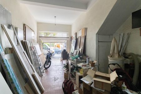 Casa à venda com 130m², 2 quartos e 3 vagas Casa à venda com 130m², 2 quartos e 3 vagasGaragem