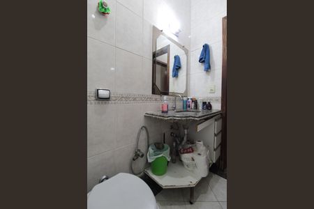 Casa à venda com 210m², 3 quartos e 2 vagasBanheiro da Suíte