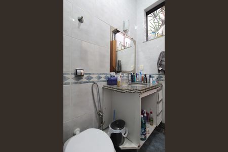 Casa à venda com 210m², 3 quartos e 2 vagasBanheiro Social