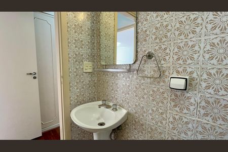 Apartamento para alugar com 96m², 3 quartos e 1 vaga Apartamento para alugar com 96m², 3 quartos e 1 vagaBanheiro 1