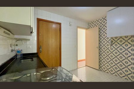 Apartamento para alugar com 96m², 3 quartos e 1 vaga Apartamento para alugar com 96m², 3 quartos e 1 vagaCozinha