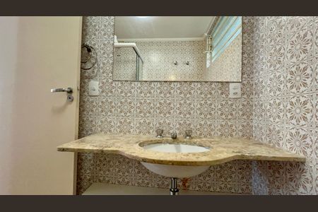 Apartamento para alugar com 96m², 3 quartos e 1 vaga Apartamento para alugar com 96m², 3 quartos e 1 vagaBanheiro 2