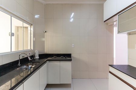 Apartamento à venda com 108m², 2 quartos e sem vaga Apartamento à venda com 108m², 2 quartos e sem vagaCozinha