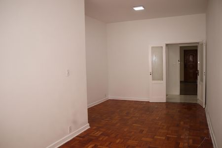 Sala de apartamento à venda com 2 quartos, 108m² em Vila Buarque, São Paulo