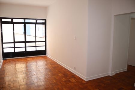 Sala de apartamento à venda com 2 quartos, 108m² em Vila Buarque, São Paulo