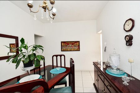 Casa à venda com 313m², 2 quartos e 2 vagas Casa à venda com 313m², 2 quartos e 2 vagasSala de Jantar