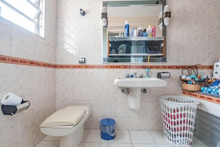 Casa à venda com 226m², 3 quartos e NaN vagasBanheiro 2