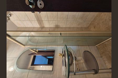 Casa à venda com 200m², 3 quartos e 3 vagas Casa à venda com 200m², 3 quartos e 3 vagasBanheiro de Serviço
