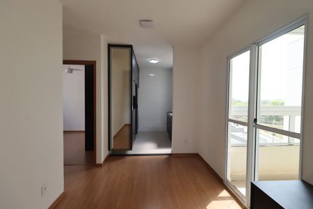 Sala de apartamento para alugar com 2 quartos, 50m² em Condomínio Reserva das Iris, Ribeirão Preto