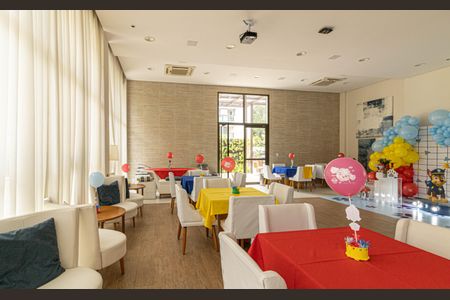 Apartamento à venda com 67m², 2 quartos e 1 vaga Apartamento à venda com 67m², 2 quartos e 1 vagaÁrea comum - Salão de festas