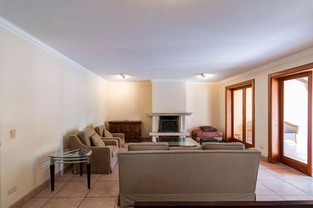 Casa à venda com 611m², 1 quarto e 6 vagas Casa à venda com 611m², 1 quarto e 6 vagasSala