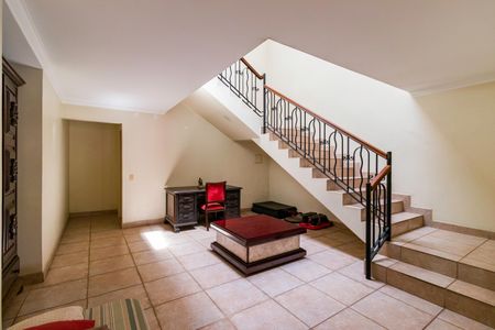 Casa à venda com 611m², 1 quarto e 6 vagas Casa à venda com 611m², 1 quarto e 6 vagasSala