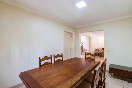 Casa à venda com 611m², 1 quarto e 6 vagas Casa à venda com 611m², 1 quarto e 6 vagasCopa