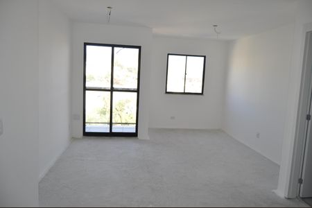 Studio de kitnet/studio à venda com 1 quarto, 35m² em Todos Os Santos, Rio de Janeiro