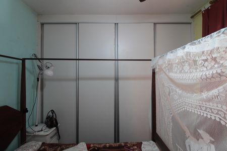 Casa à venda com 233m², 2 quartos e 2 vagasSuite