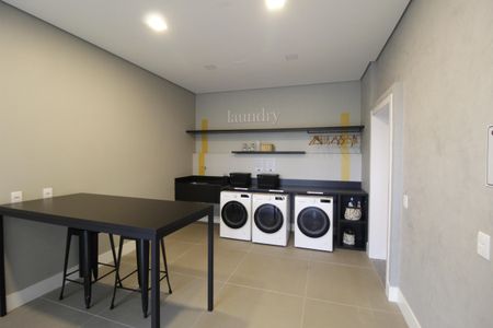 Apartamento à venda com 70m², 2 quartos e 1 vagaÁrea comum - Lavanderia