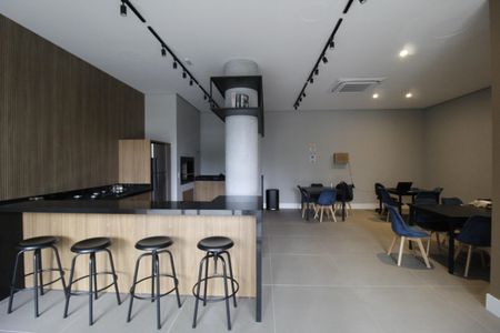 Apartamento à venda com 70m², 2 quartos e 1 vagaÁrea comum