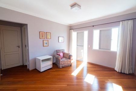 Apartamento à venda com 209m², 3 quartos e 3 vagas Apartamento à venda com 209m², 3 quartos e 3 vagasSuíte