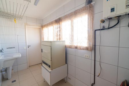 Apartamento à venda com 209m², 3 quartos e 3 vagas Apartamento à venda com 209m², 3 quartos e 3 vagasLavanderia