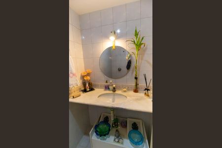 Apartamento à venda com 190m², 3 quartos e 1 vaga Apartamento à venda com 190m², 3 quartos e 1 vagaBanheiro da Suíte