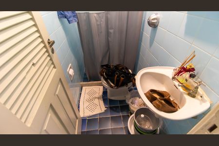 Apartamento à venda com 190m², 3 quartos e 1 vaga Apartamento à venda com 190m², 3 quartos e 1 vagaBanheiro de Serviço