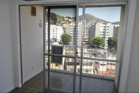 Apartamento para alugar com 70m², 3 quartos e 1 vagaSala