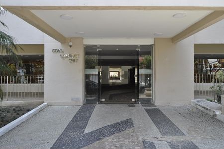 Apartamento para alugar com 70m², 3 quartos e 1 vagaFachada