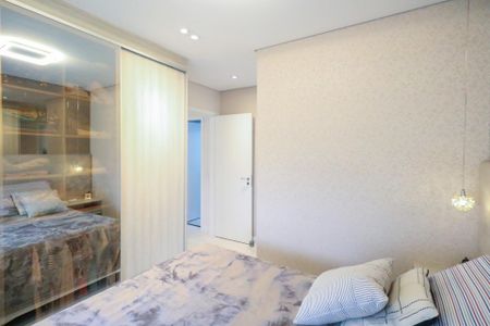 Apartamento à venda com 67m², 2 quartos e 2 vagasSuíte