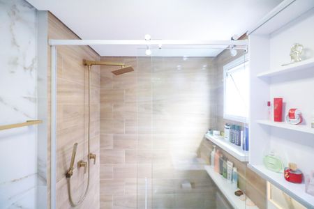 Apartamento à venda com 67m², 2 quartos e 2 vagasBanheiro da Suíte