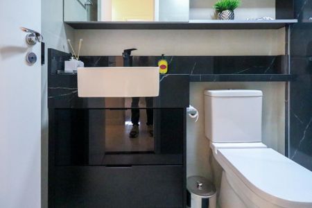 Apartamento à venda com 67m², 2 quartos e 2 vagasBanheiro Social