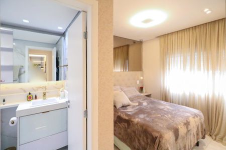 Apartamento à venda com 67m², 2 quartos e 2 vagasSuíte