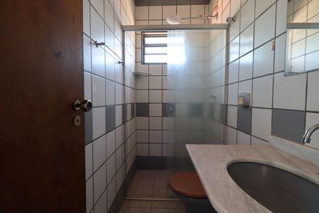 Banheiro da Suíte  de apartamento para alugar com 1 quarto, 35m² em Jardim Paulistano, Ribeirão Preto