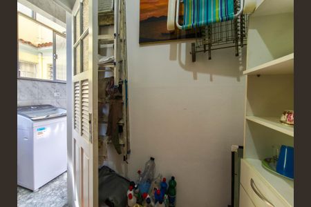 Apartamento à venda com 60m², 3 quartos e sem vagaQuarto de Serviço