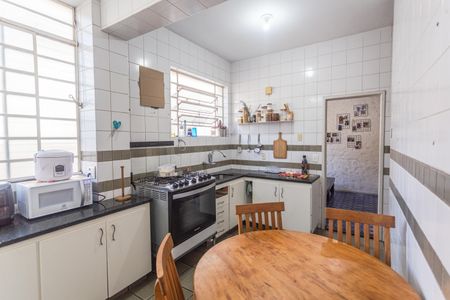 Apartamento à venda com 130m², 4 quartos e 1 vagaCozinha