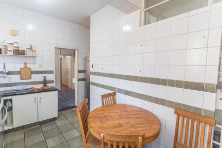 Apartamento à venda com 130m², 4 quartos e 1 vagaCozinha