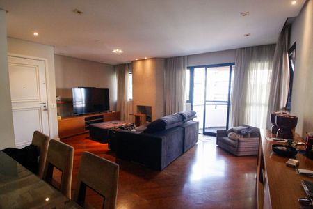 Sala de apartamento à venda com 4 quartos, 158m² em Vila Suzana, São Paulo