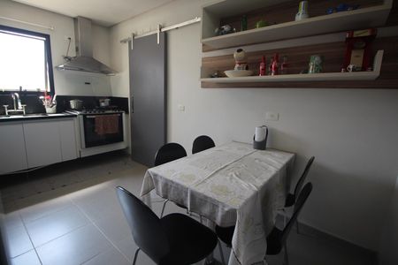 Apartamento à venda com 158m², 4 quartos e 2 vagasCozinha