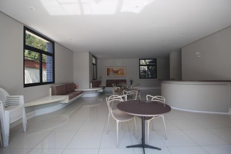 Apartamento à venda com 158m², 4 quartos e 2 vagasÁrea comum - Salão de festas