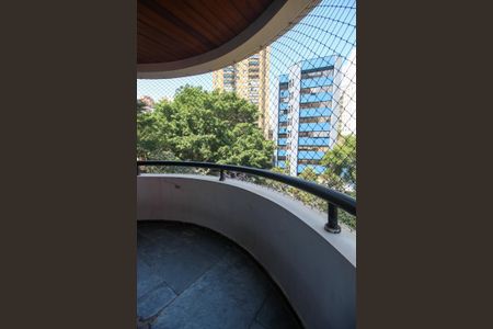 Varanda da Sala de apartamento à venda com 4 quartos, 158m² em Vila Suzana, São Paulo