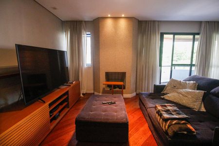 Sala de apartamento à venda com 4 quartos, 158m² em Vila Suzana, São Paulo