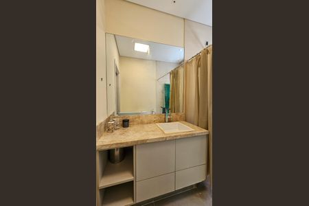 Casa à venda com 160m², 3 quartos e 2 vagas Casa à venda com 160m², 3 quartos e 2 vagasBanheiro do Quarto 1