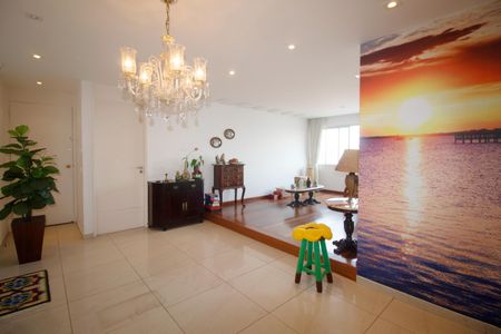 Apartamento à venda com 117m², 3 quartos e 1 vaga Apartamento à venda com 117m², 3 quartos e 1 vagaSala