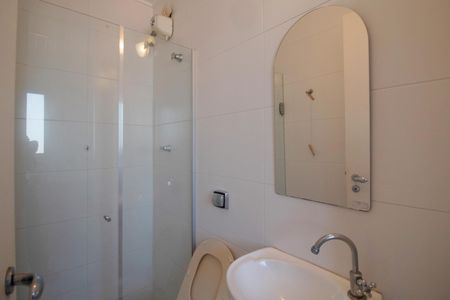 Apartamento à venda com 117m², 3 quartos e 1 vaga Apartamento à venda com 117m², 3 quartos e 1 vagaBanheiro de Serviço