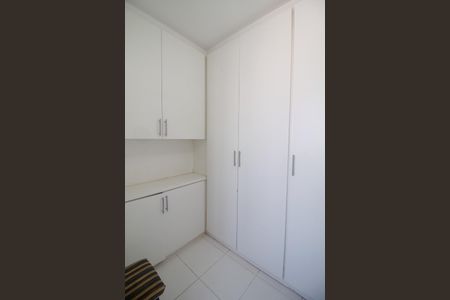 Apartamento à venda com 117m², 3 quartos e 1 vaga Apartamento à venda com 117m², 3 quartos e 1 vagaÁrea de Serviço