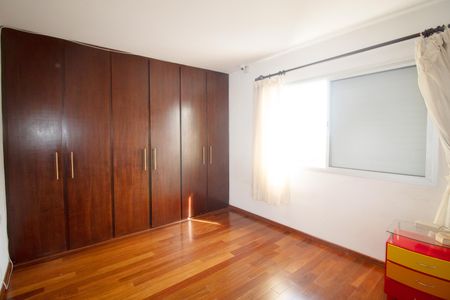 Apartamento à venda com 117m², 3 quartos e 1 vaga Apartamento à venda com 117m², 3 quartos e 1 vagaSuíte