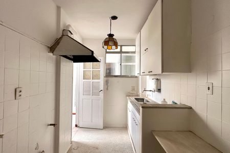 Apartamento à venda com 115m², 3 quartos e 1 vaga Apartamento à venda com 115m², 3 quartos e 1 vagaCozinha
