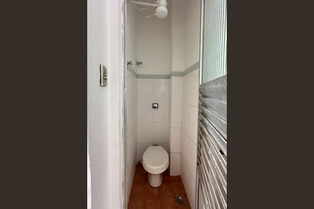 Apartamento à venda com 115m², 3 quartos e 1 vaga Apartamento à venda com 115m², 3 quartos e 1 vagaBanheiro de serviço