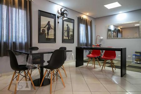 Apartamento à venda com 47m², 2 quartos e 1 vagaEspaço de Reunião