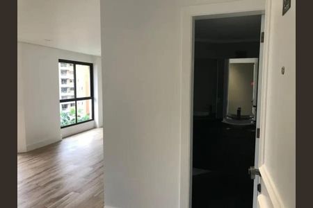 Apartamento à venda com 157m², 4 quartos e 3 vagas Apartamento à venda com 157m², 4 quartos e 3 vagasFoto 12